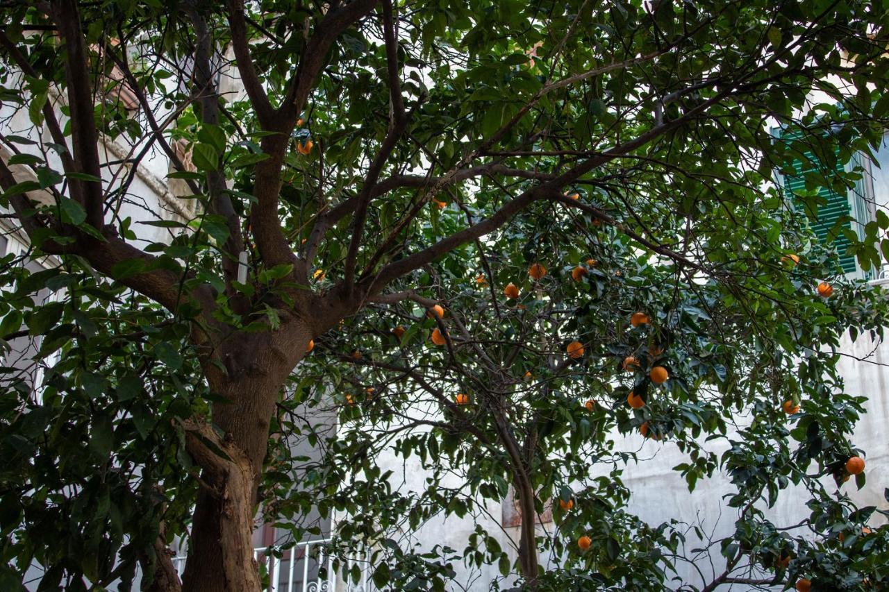 Le Stanze Del Vicerè Boutique Hotel Naples Extérieur photo