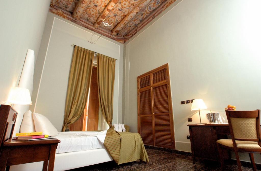 Le Stanze Del Vicerè Boutique Hotel Naples Chambre photo